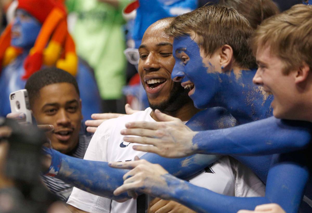 Xavier-fans-2.jpg